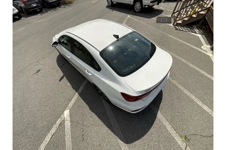 $9985 : Kia Forte 2019 LXS 4dr Sedan image 10