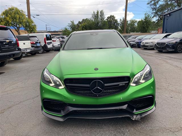 $31988 : 2015 Mercedes-Benz E-Class E image 3