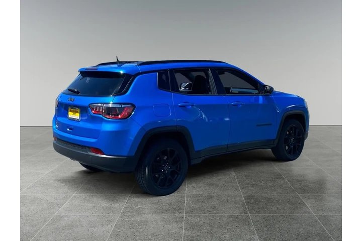 $28227 : Jeep Compass 2025 4x4 Latitu image 5