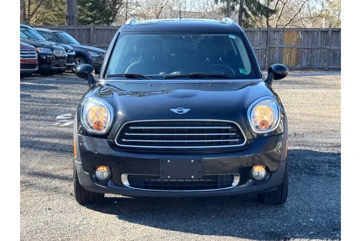 $8550 : 2013 MINI Countryman Cooper image 3