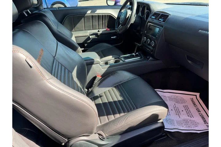 $18980 : 2014 Challenger R/T Shaker Co image 9