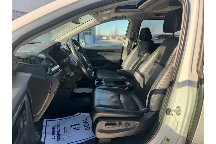 $20896 : Honda Odyssey 2022 Touring 4 image 5