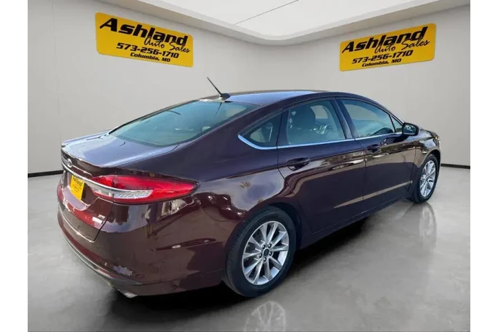 $10900 : 2017 Fusion SE image 6