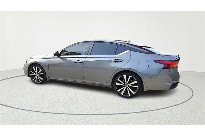$18798 : Nissan Altima 2020 2.5 SR 4d image 5