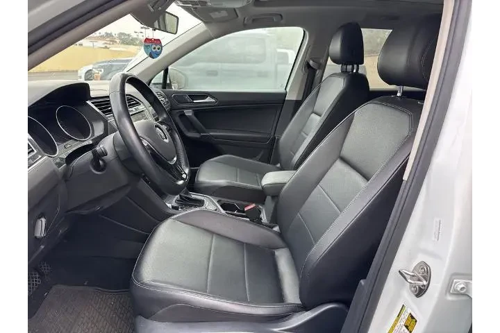 Volkswagen Tiguan 2018 AWD 2 image 7
