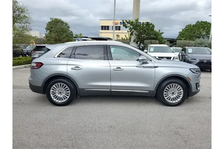 $23590 : Lincoln Nautilus 2020 4dr St image 8