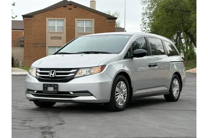 $7900 : 2014 Odyssey LX image 3