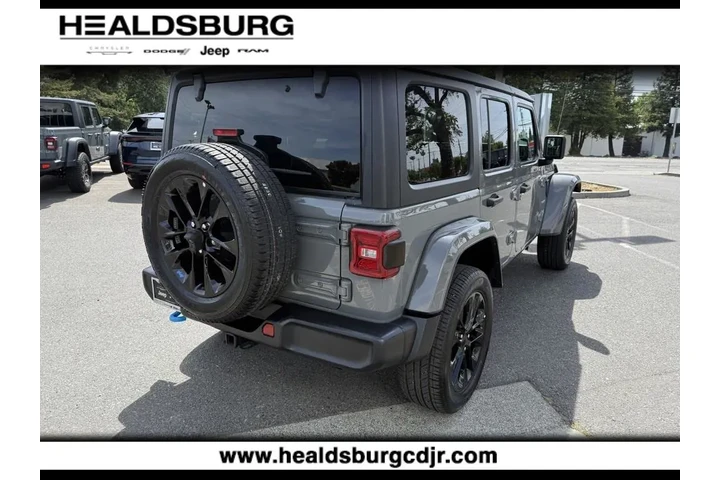 $28997 : Jeep Wrangler 2023 4x4 Sahar image 5
