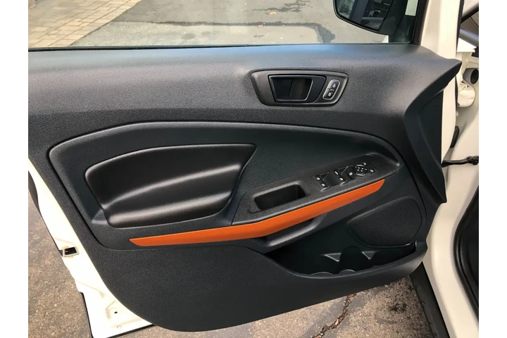 $12350 : 2018 EcoSport SES AWD image 10