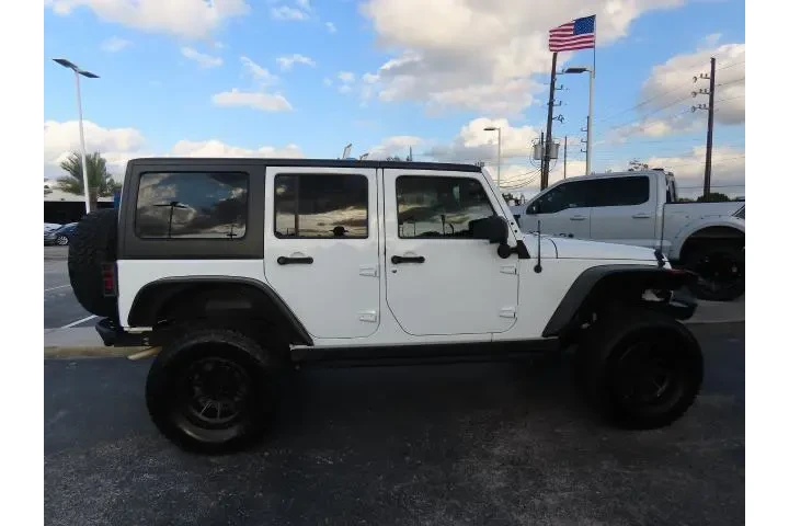 $22999 : Jeep Wrangler Unlimited 2017 image 10