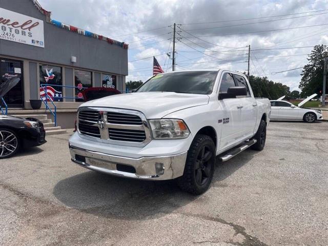 $21900 : 2017 RAM 1500 SLT image 2