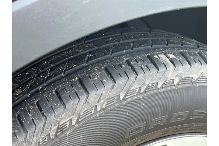 $31097 : Kia Sorento 2025 S 4dr SUV image 10