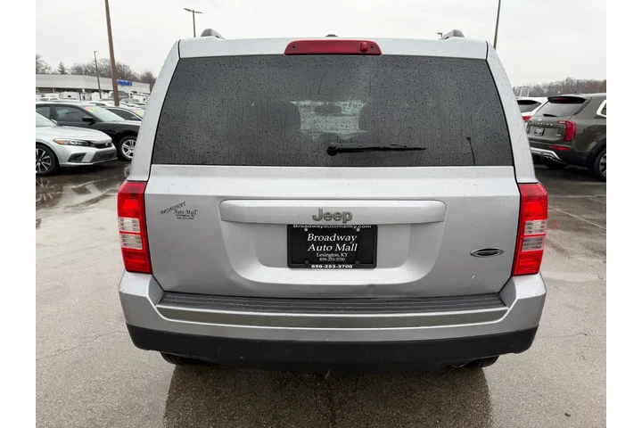 $6980 : 2016 Patriot 4dr Sport SE image 3