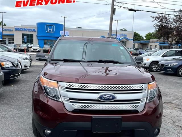 $7900 : 2015 Explorer XLT 4WD image 1