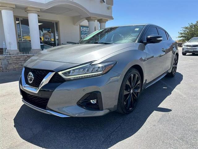 $25995 : Pre-Owned 2019 Maxima SR Seda image 1