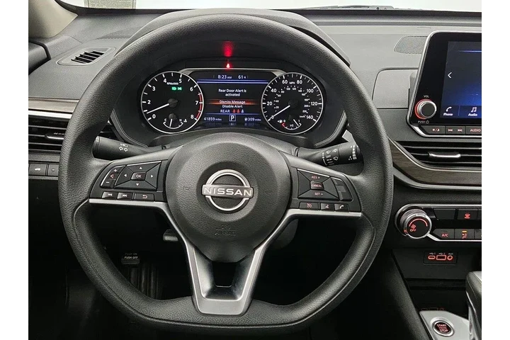 $20998 : Nissan Altima 2024 2.5 SV 4d image 10