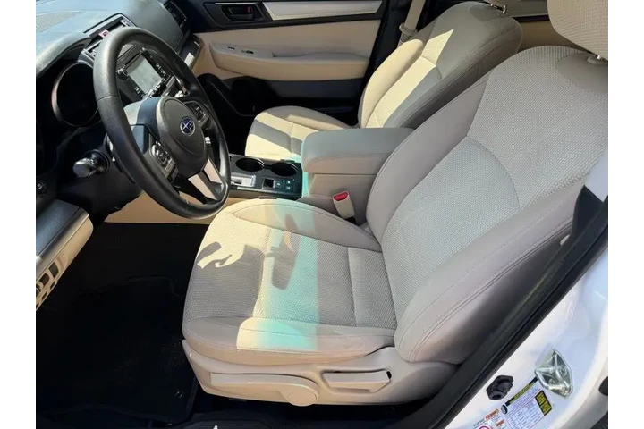 2016 Outback 2.5i image 7