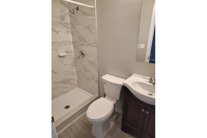 $750 : Renta de Cuartos image 6