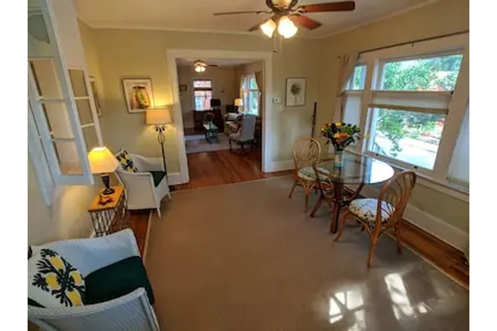 Good House image 4