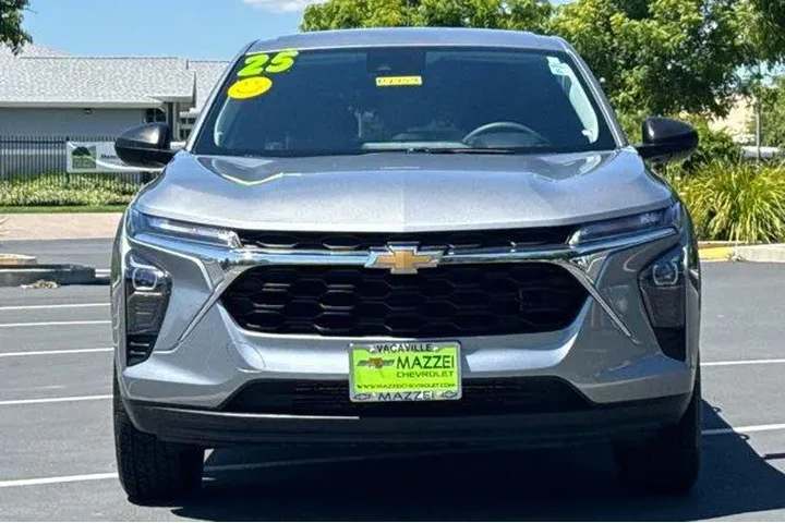 $19850 : Chevrolet Trax 2025 LS 4dr C image 7