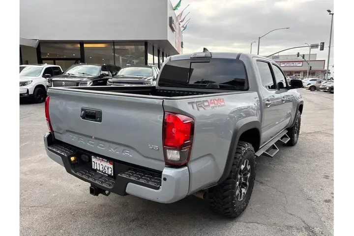 $35388 : Toyota Tacoma 2018 4x4 TRD P image 7