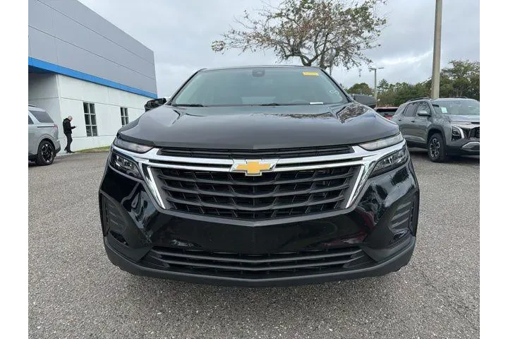 $23899 : Chevrolet Equinox 2024 LS 4d image 3