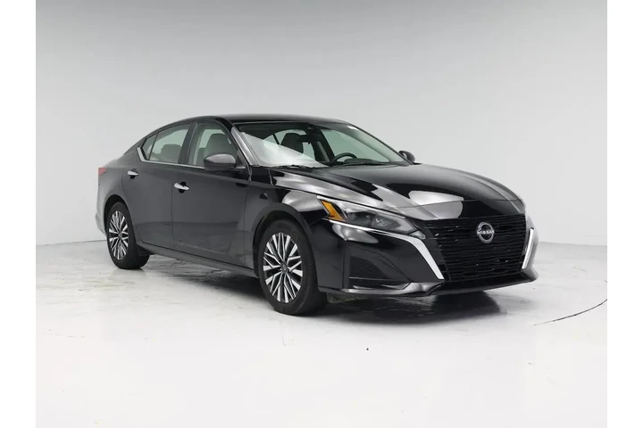 $20998 : Nissan Altima 2025 2.5 SV 4d image 1