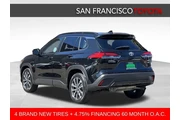 $29999 : 2024 Corolla Cross XLE thumbnail