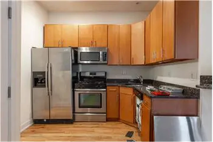 $3600 : Rental property with 3 bedro image 6