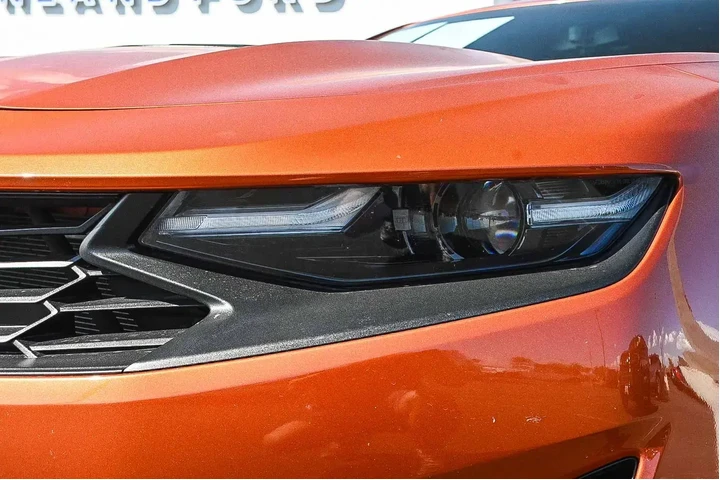 Chevrolet Camaro 2022 LT1 2d image 4