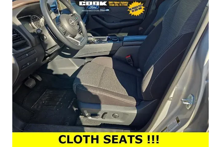 $18783 : Nissan Rogue 2023 AWD SV 4dr image 5