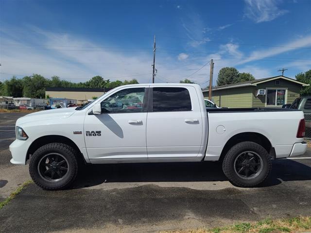 $17499 : 2014 RAM 1500 Sport Truck image 4