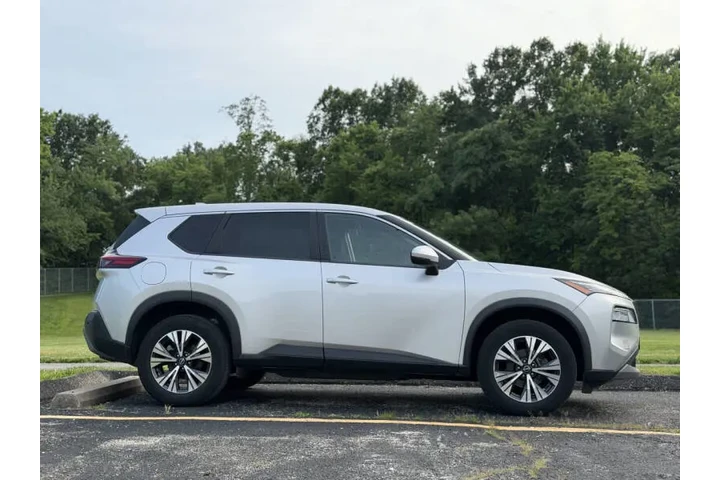 $14999 : 2023 Rogue SV image 5
