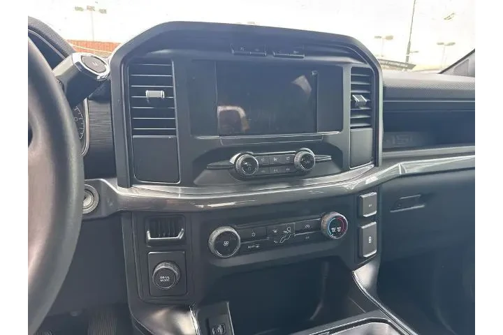 $38503 : Ford F-150 2023 4x2 XL 4dr S image 7