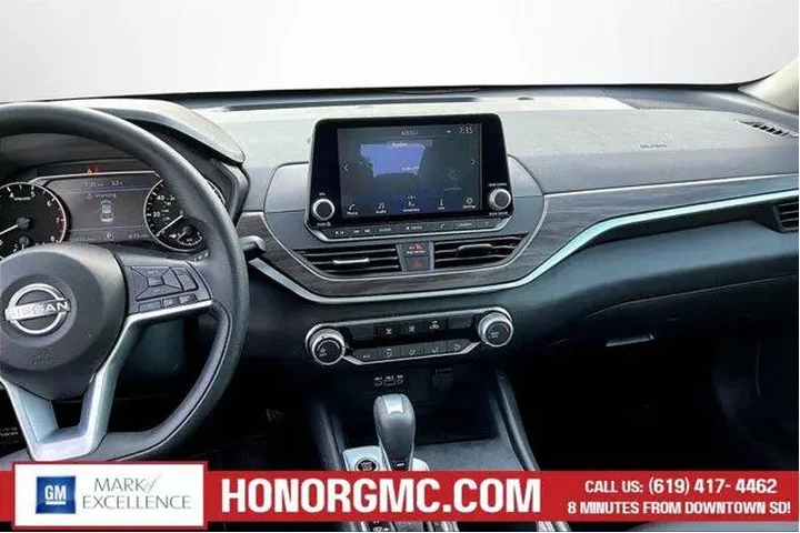 $21988 : Nissan Altima 2025 2.5 SV 4d image 9