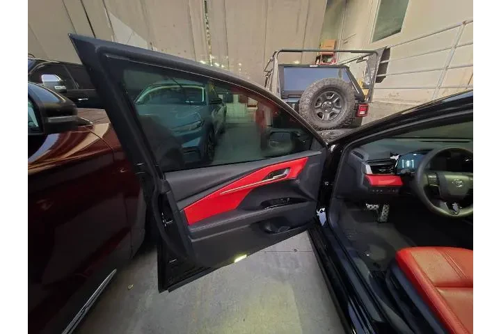 $35900 : Toyota Camry 2025 XSE 4dr Se image 5