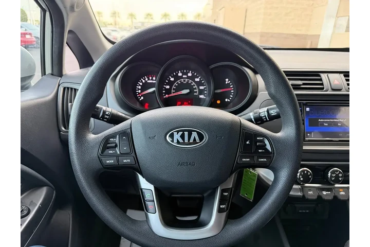 Kia Rio 2013 EX 4dr Sedan image 9