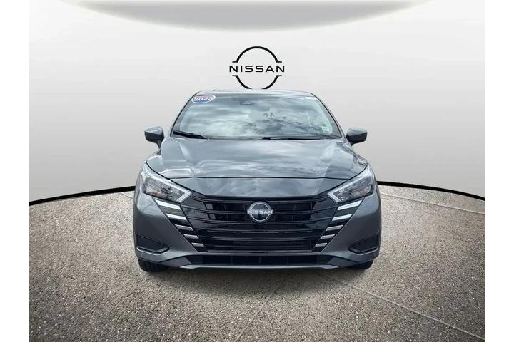 $17625 : Nissan Versa 2025 SV 4dr Sed image 2