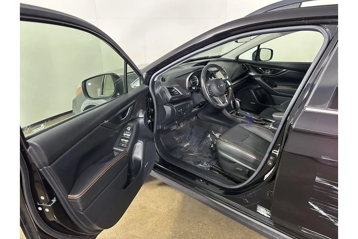 $20299 : 2018 Crosstrek Limited image 2
