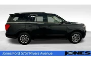 $39389 : Ford Expedition 2024 4x4 XLT thumbnail