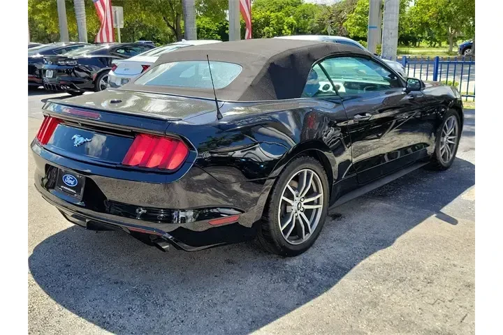 $10990 : Ford Mustang 2016 EcoBoost P image 4