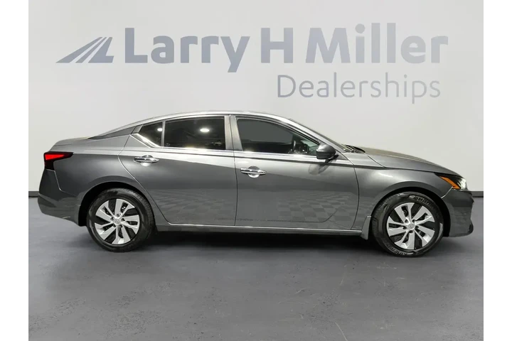 Nissan Altima 2025 2.5 S 4dr image 6
