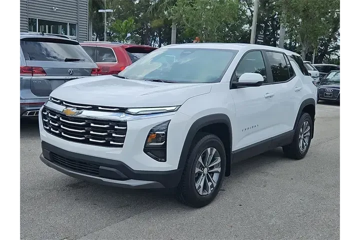 $26990 : Chevrolet Equinox 2025 LT 4d image 2