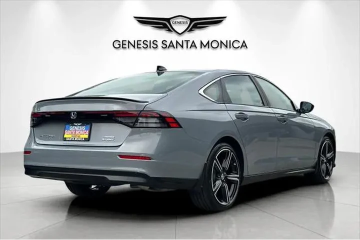 $30558 : Honda Accord Hybrid 2025 Spo image 4