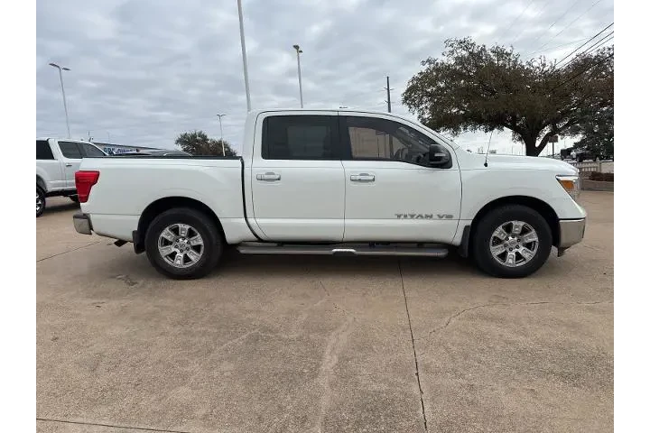 $23887 : Nissan Titan 2018 4x2 S 4dr image 8
