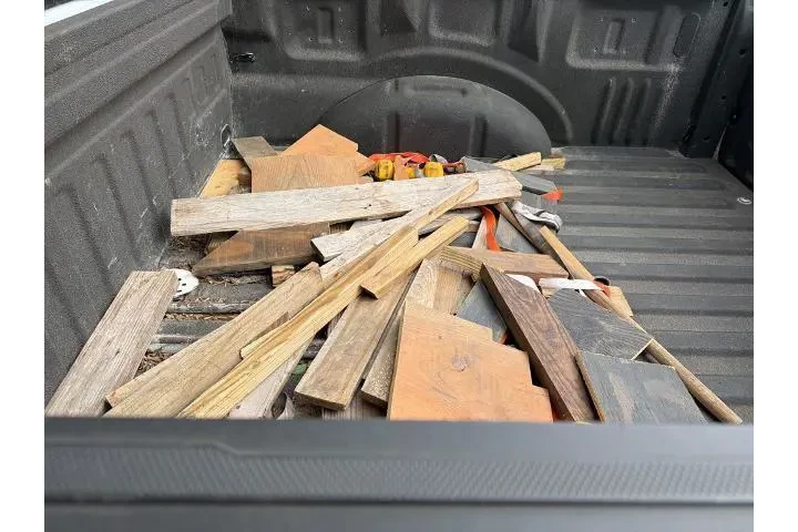 $31630 : Ford F-150 2023 4x2 XL 4dr S image 8