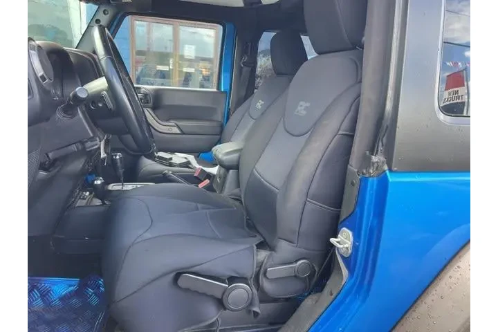 $20500 : Jeep Wrangler 2015 4x4 Sport image 10