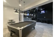 Meseras para Bar en Los Angeles