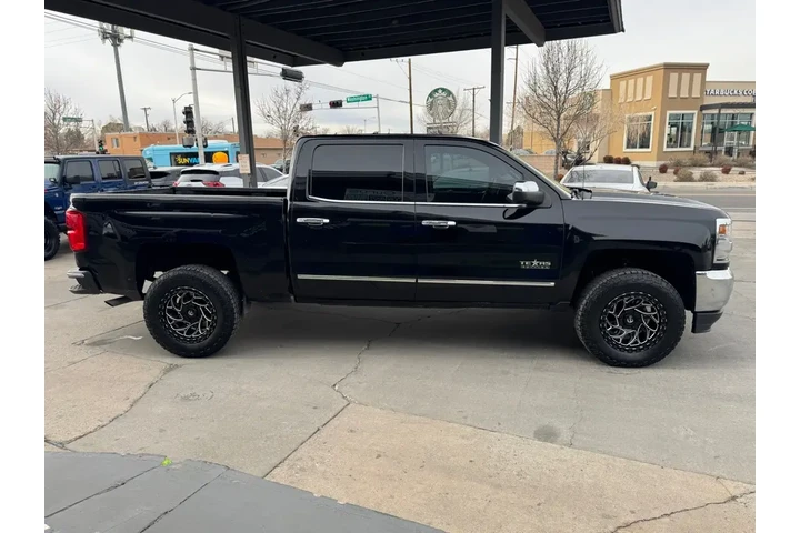 2018 Silverado 1500 LTZ Crew image 4
