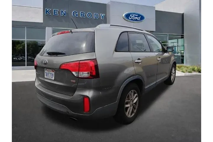 $9247 : Kia Sorento 2014 LX 4dr SUV image 3